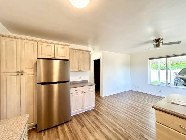 222 Hiolani St - Photo 6 of 13