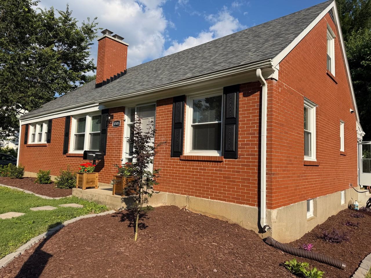 8508 Perry Rd - Photo 2 of 20