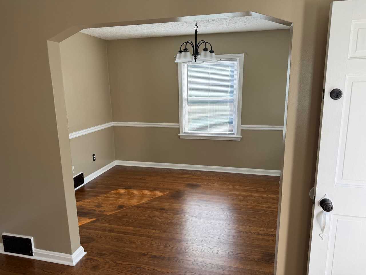 8508 Perry Rd - Photo 4 of 20