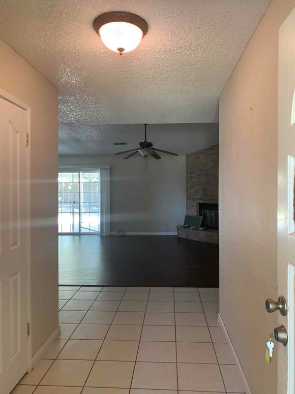 3101 Chestnut Dr - Photo 4 of 18
