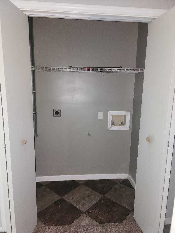 5764 Aftonshire Dr - Photo 4 of 8