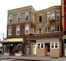 featured image of 692 Summit Ave
