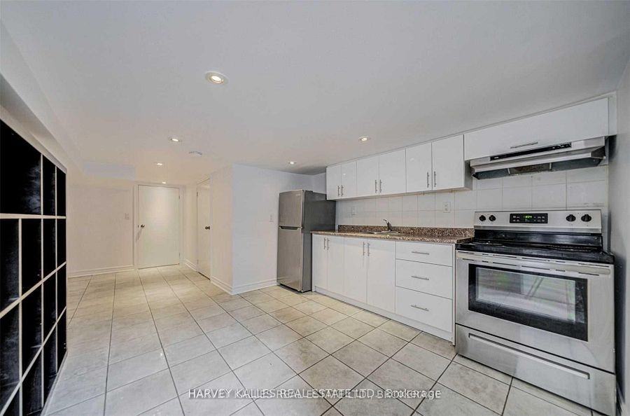 184 Cedric Avenue - Photo 2 of 7