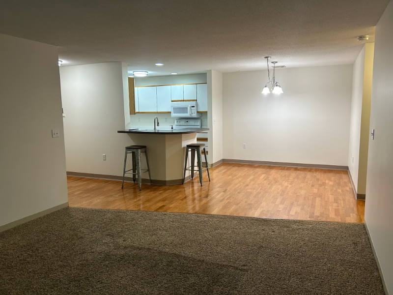 39 Windsor Ct #F - Photo 3 of 20