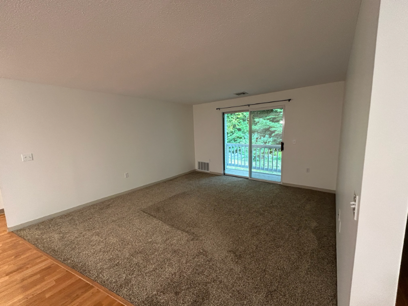 39 Windsor Ct #F - Photo 5 of 20