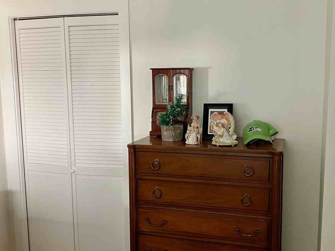 7247 Ne 156th St - Photo 4 of 10