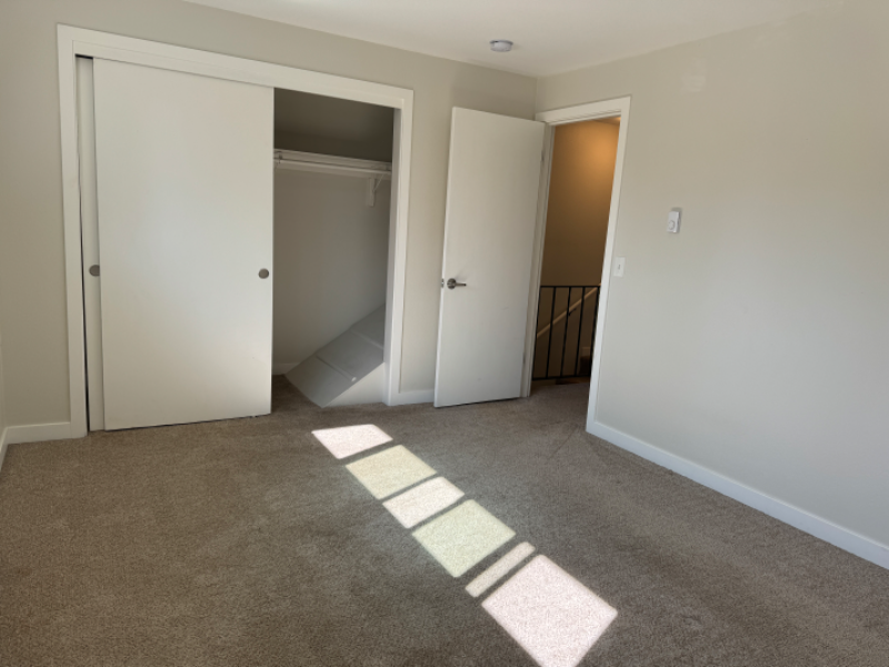 2312 N 134th St #5 - Photo 6 of 15