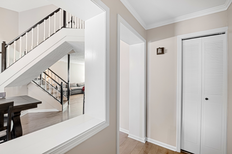 760 Yorkwood Pl - Photo 2 of 16