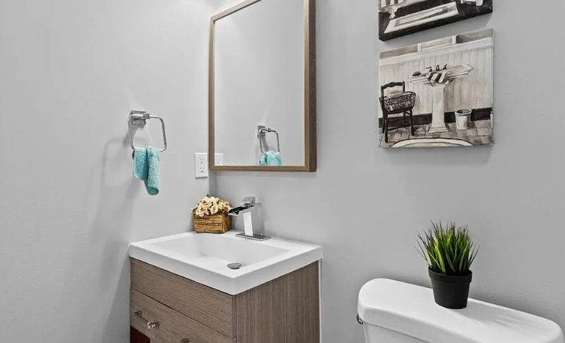 1118 Splitlog Ave - Photo 6 of 10