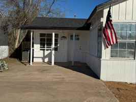 featured image of 2102 Webster St