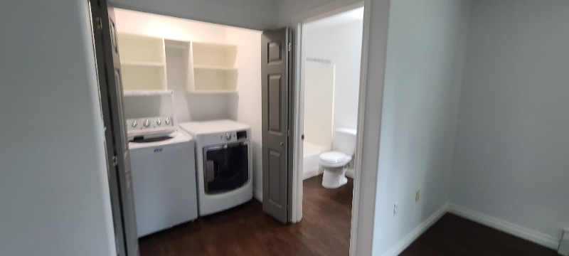 2590 Sheldon St - Photo 7 of 14
