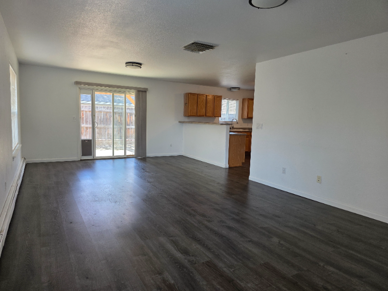 2821 Village Park Dr - Photo 3 of 20