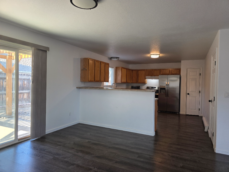 2821 Village Park Dr - Photo 5 of 20