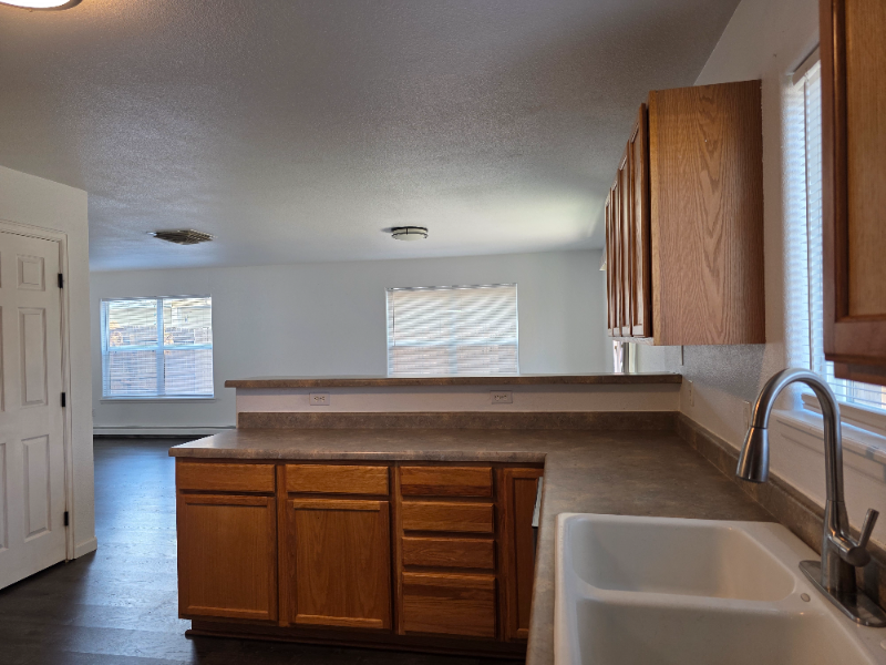 2821 Village Park Dr - Photo 7 of 20