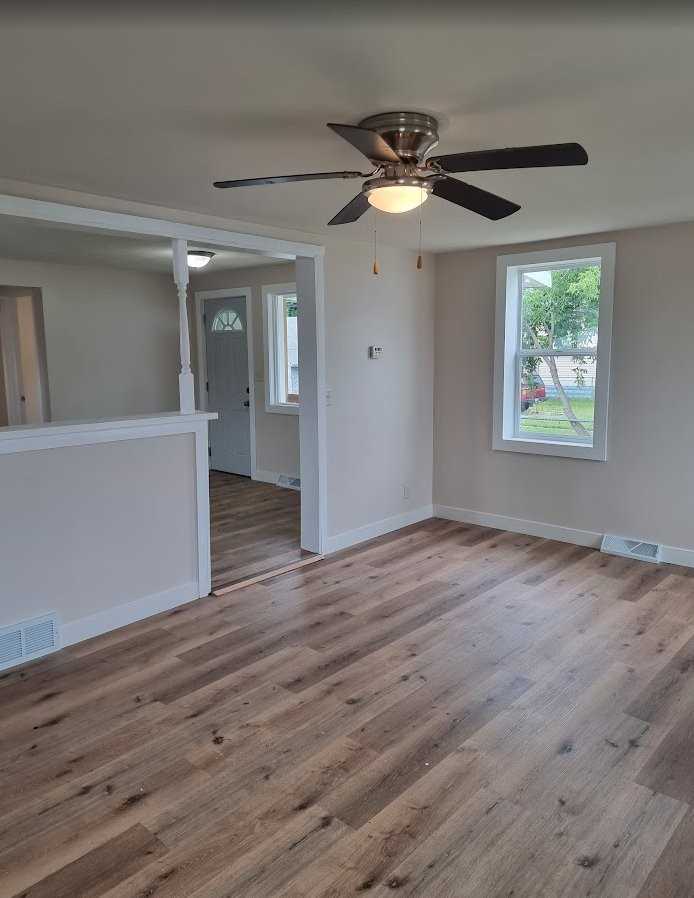 210 N 15th St - Photo 3 of 15
