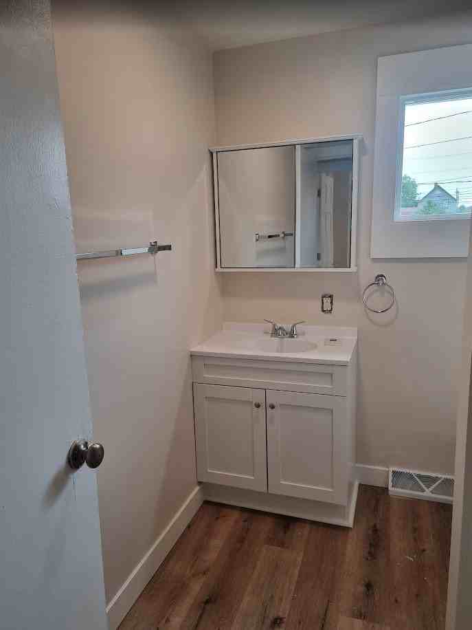210 N 15th St - Photo 5 of 15