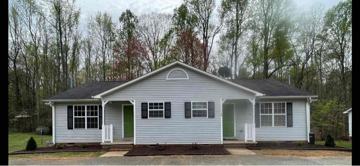 featured image of 713 N Mountain St #A