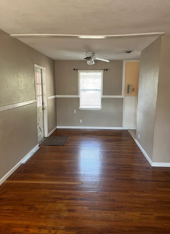 123 Rene Ave - Photo 2 of 11