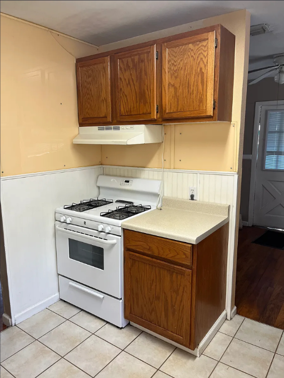 123 Rene Ave - Photo 3 of 11
