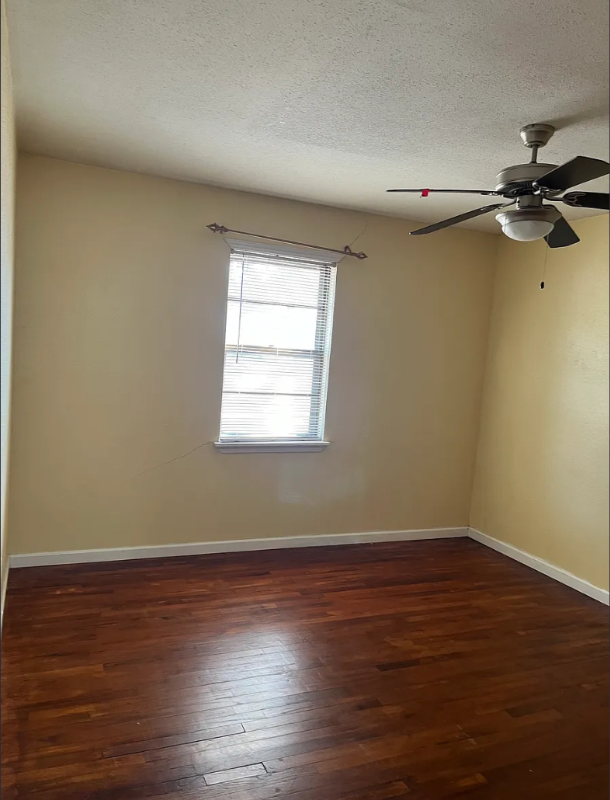 123 Rene Ave - Photo 7 of 11