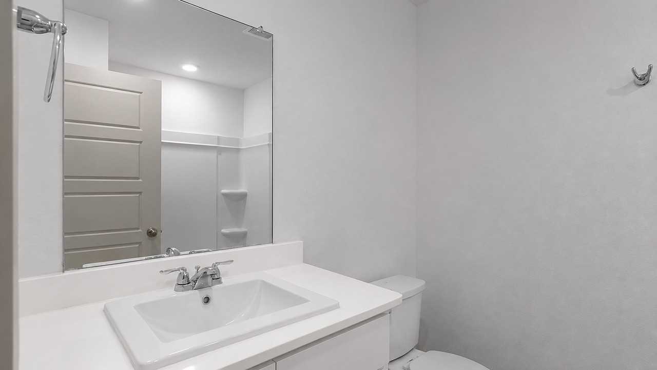 7340 9th St - Photo 4 of 10