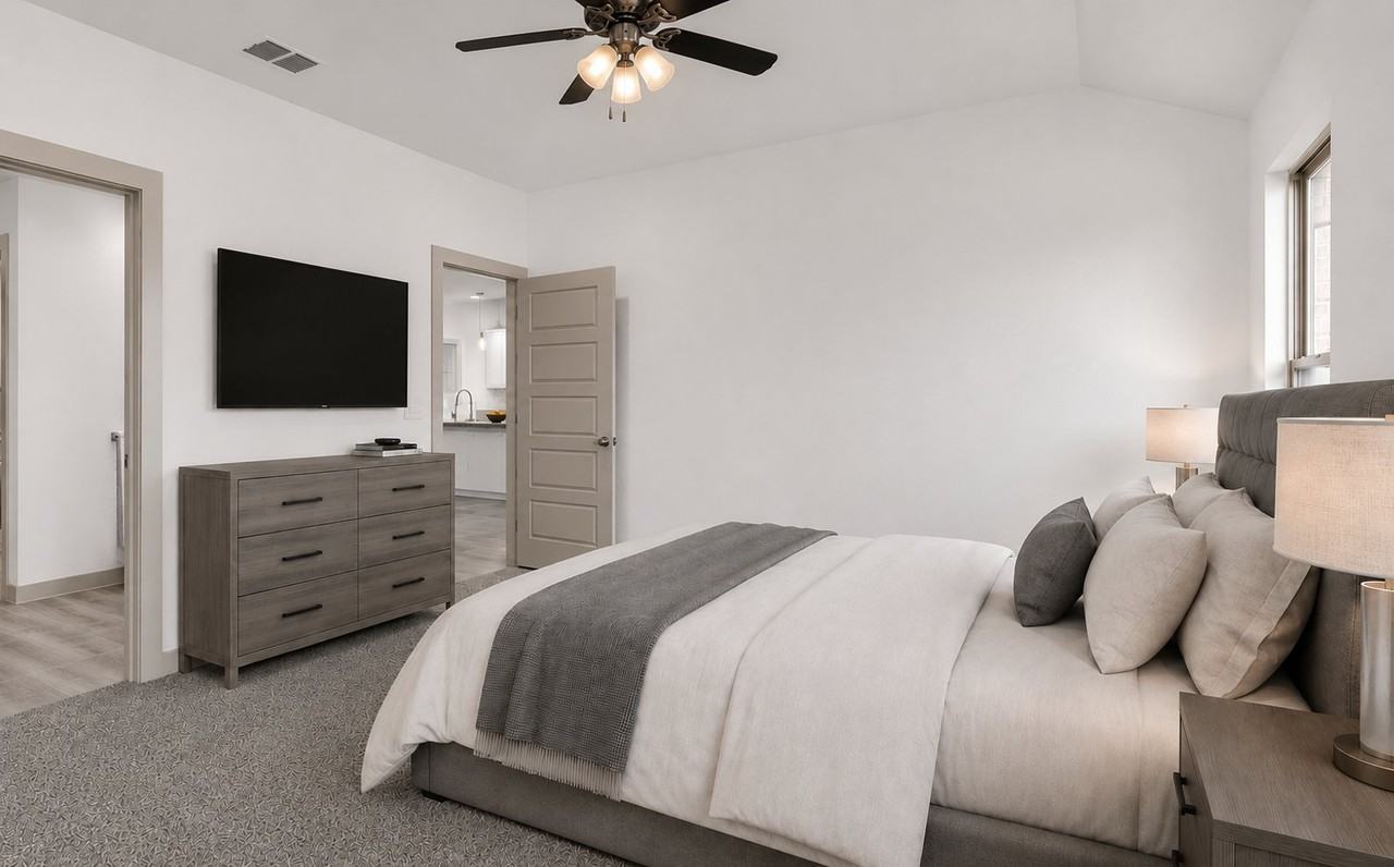 7340 9th St - Photo 5 of 10
