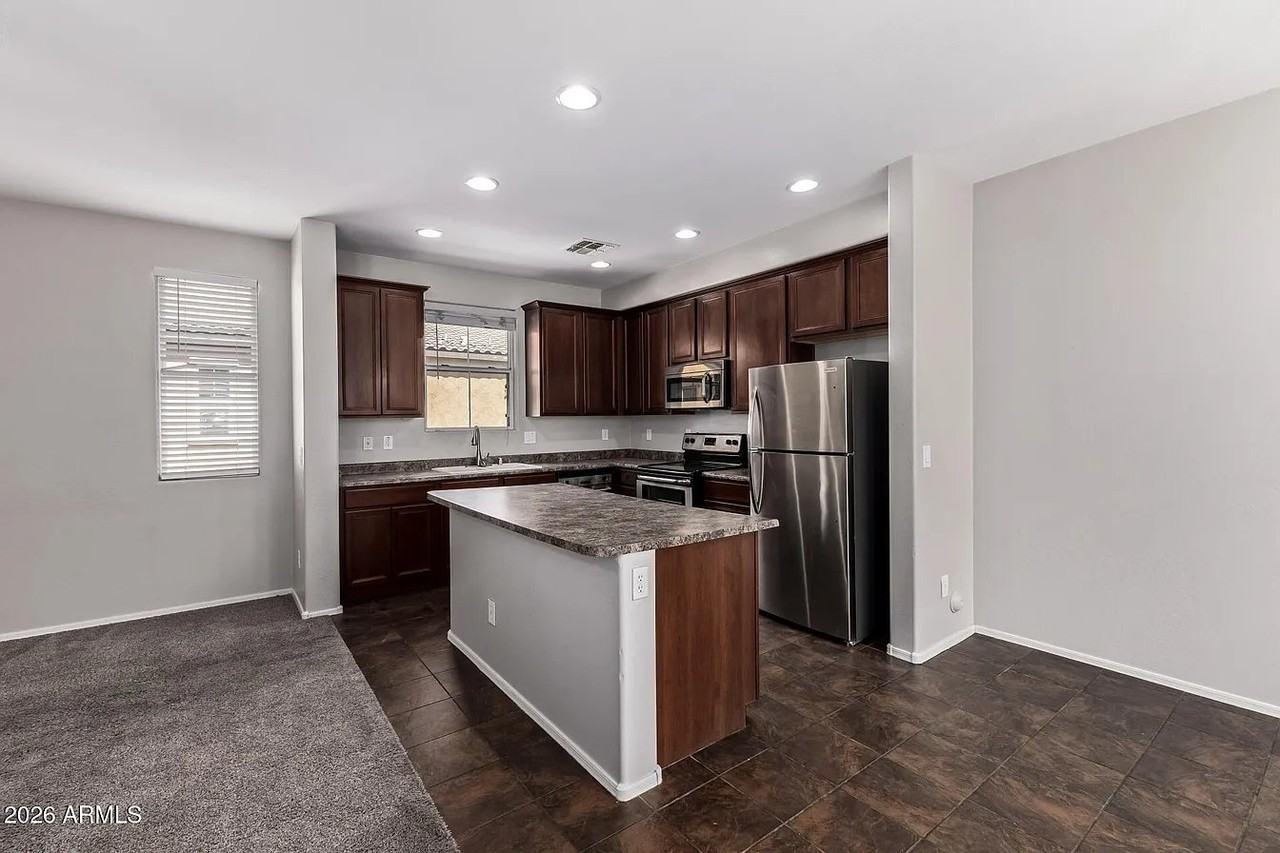 2026 N 78th Gln - Photo 5 of 16