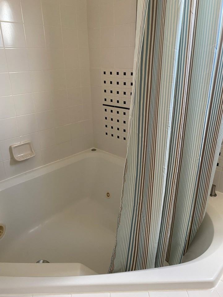 435 E Stardust Dr - Photo 3 of 5