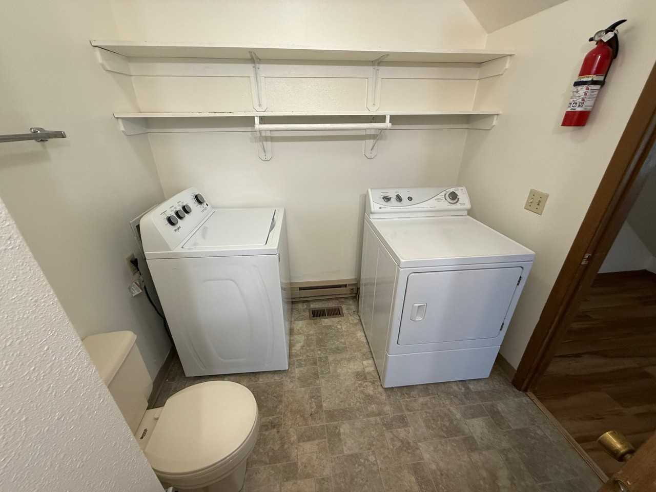 1301 N Lucille St #2 - Photo 4 of 12