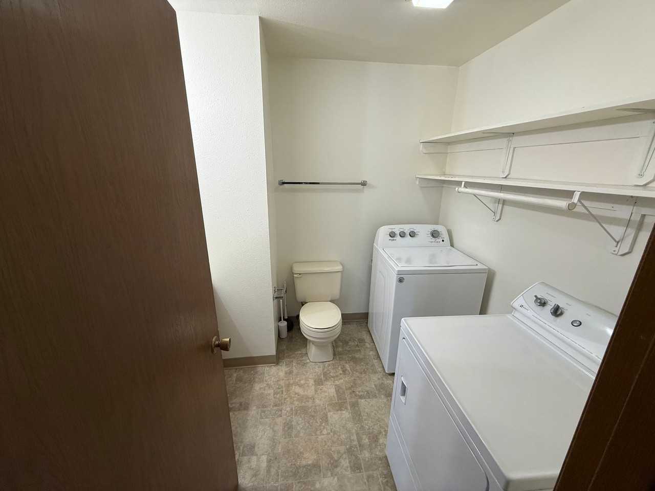 1301 N Lucille St #2 - Photo 5 of 12