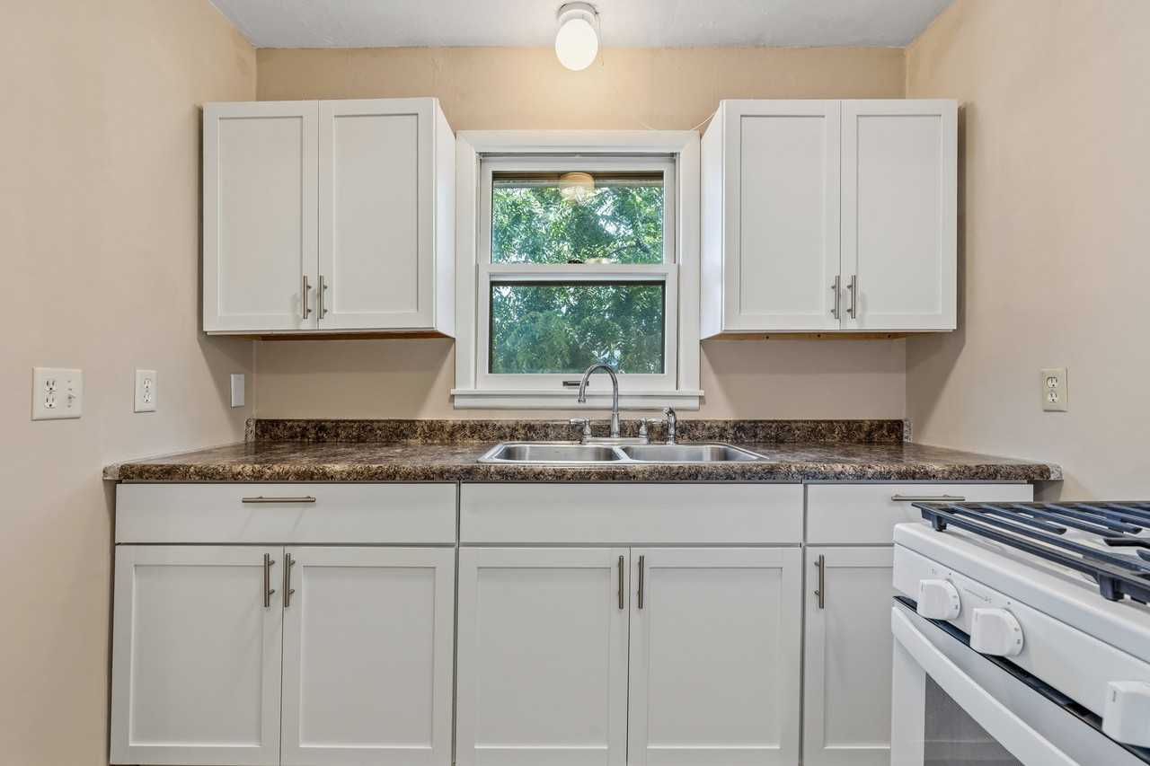 794 Randolph Ave #2 - Photo 6 of 15