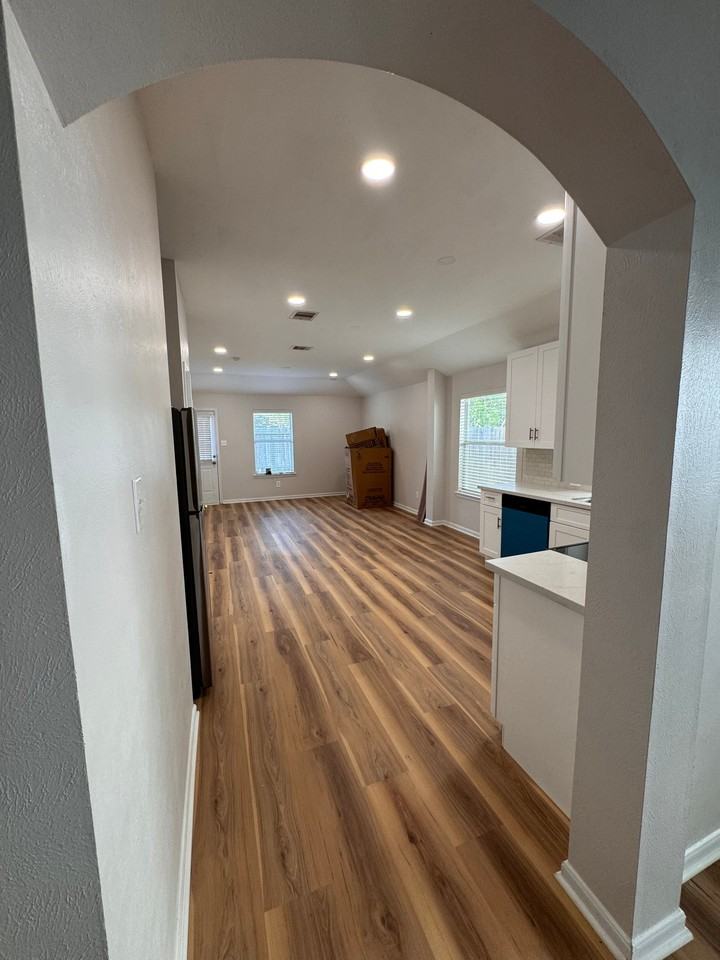 7618 Legacy Pines Dr - Photo 6 of 16