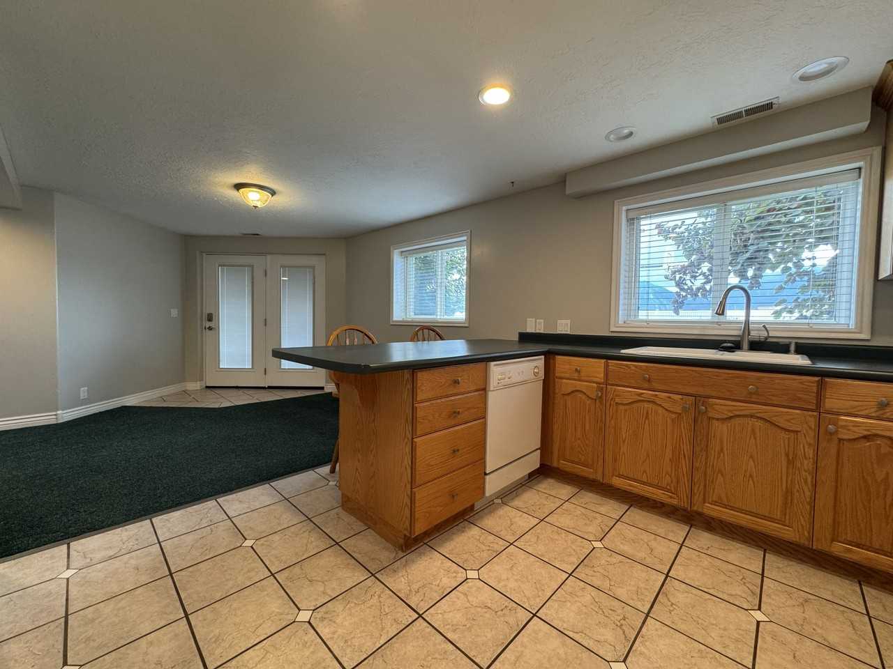 11207 S Woodfield Rd - Photo 5 of 18