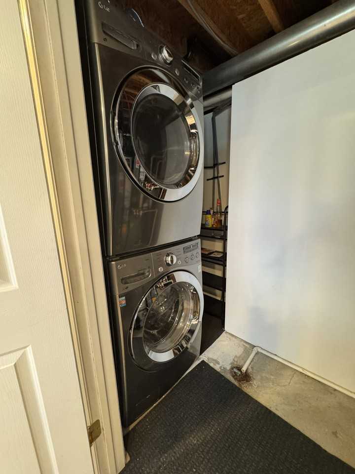 11207 S Woodfield Rd - Photo 6 of 18