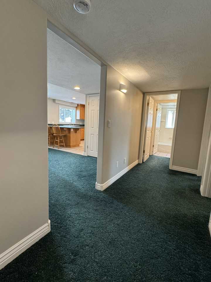 11207 S Woodfield Rd - Photo 7 of 18