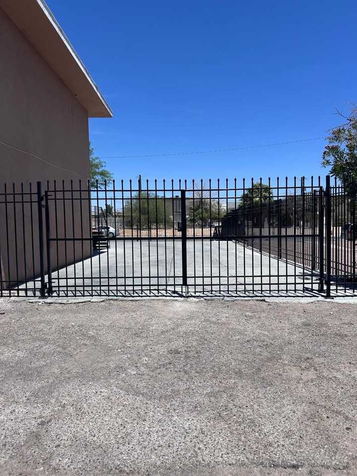 1409 Sombrero Dr #B - Photo 2 of 3