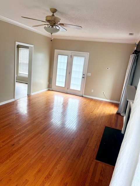 2001 Gramercy Park Dr - Photo 3 of 17
