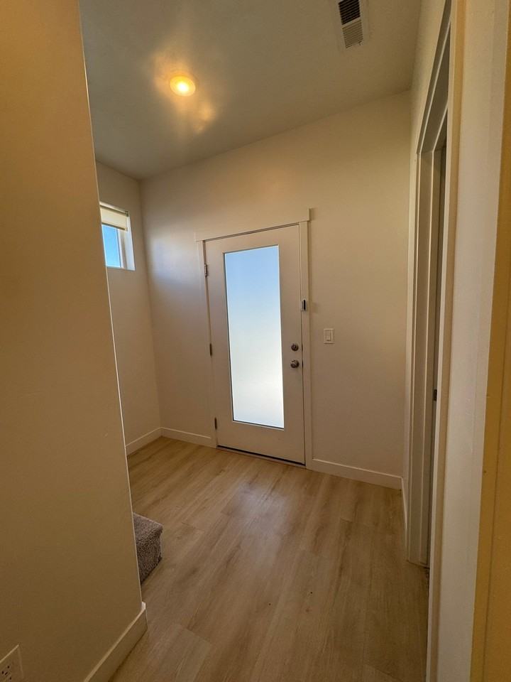 776 W Bronze Leaf Rd - Photo 3 of 17