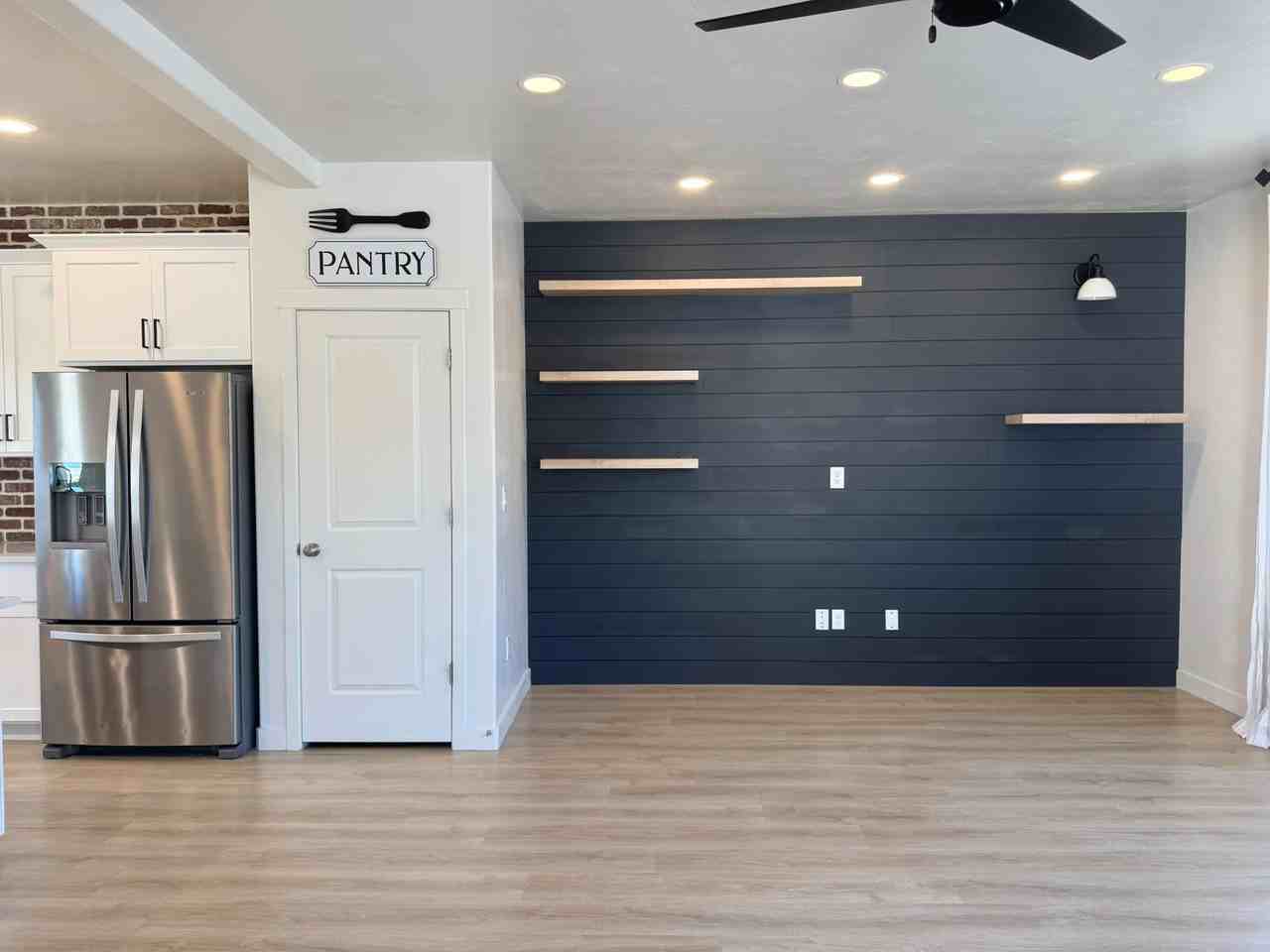 776 W Bronze Leaf Rd - Photo 7 of 17