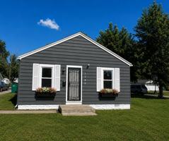 featured image of 1180 N Summit Ave