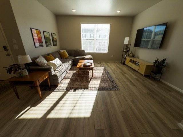752 N Shawnee St - Photo 3 of 21