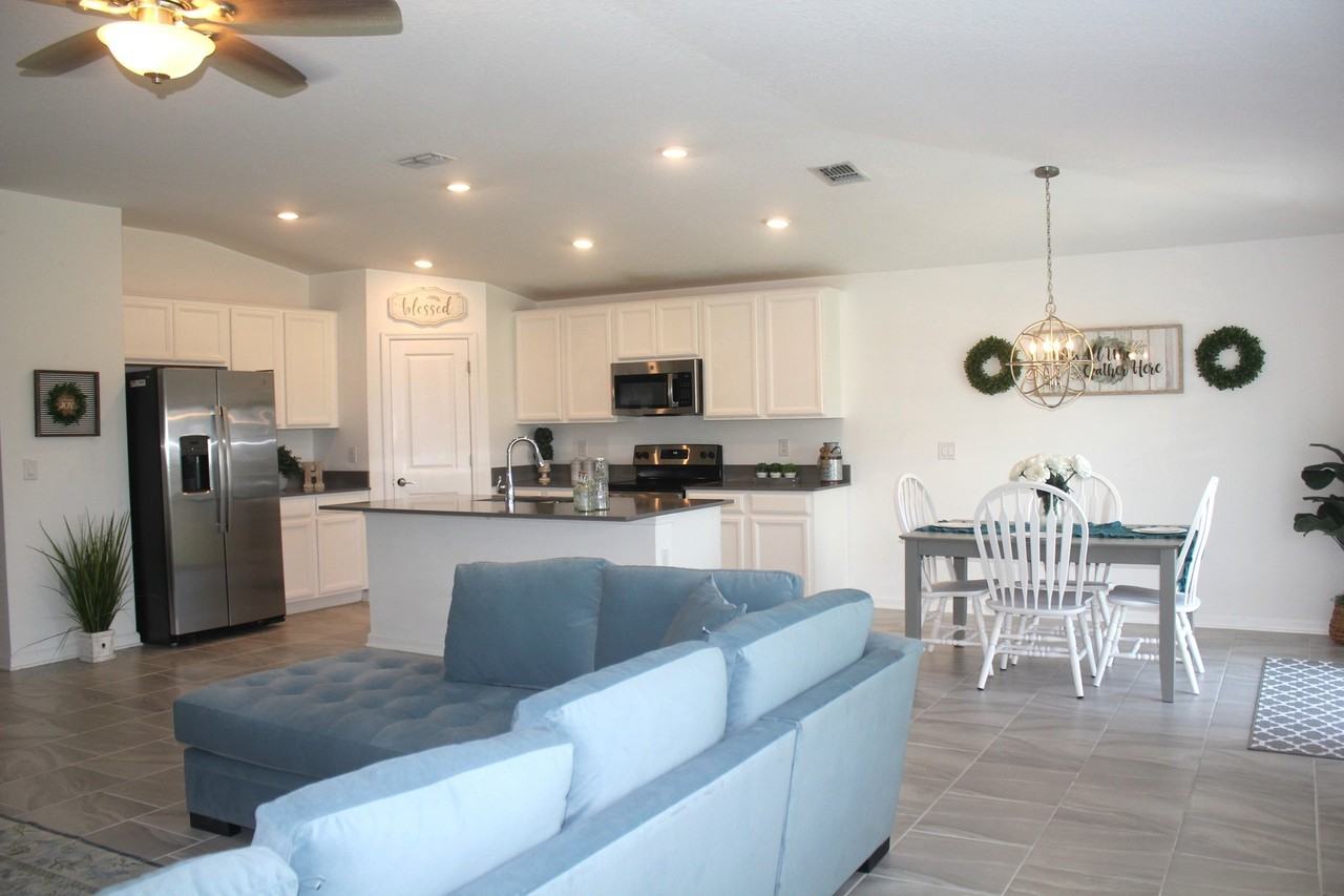 5010 Four Strand Ct - Photo 2 of 20