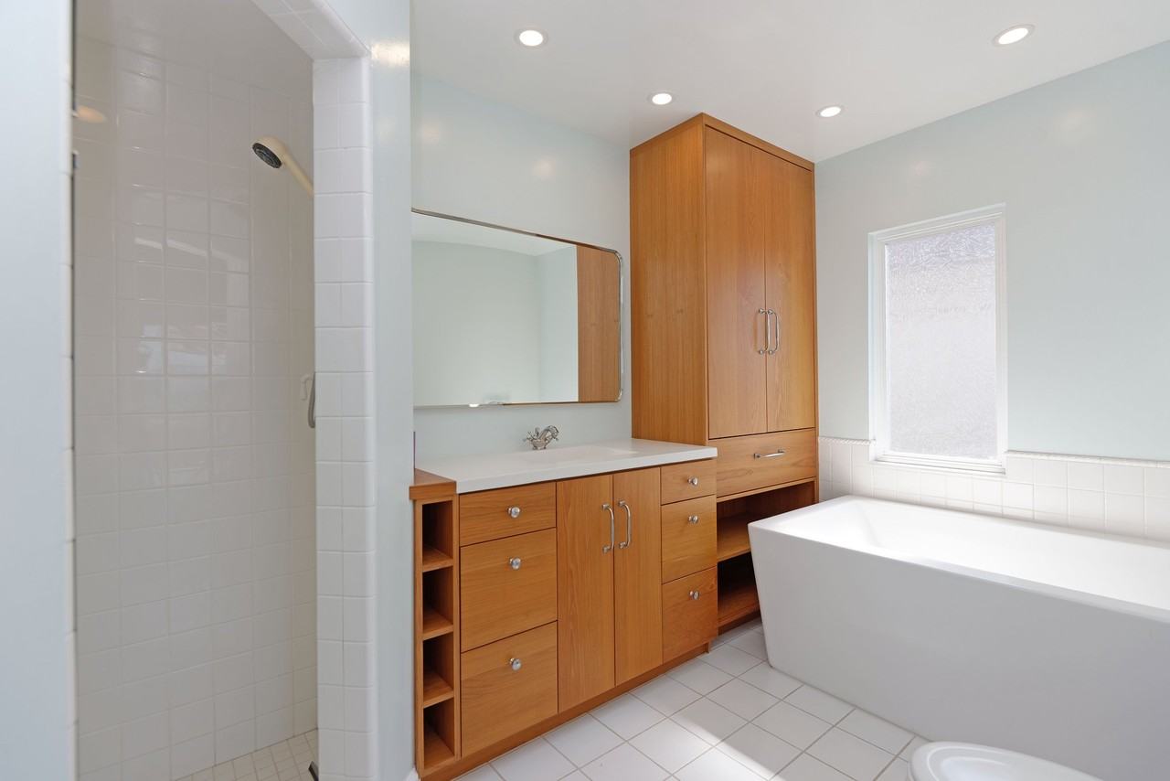 48 Half Moon Bnd - Photo 5 of 18