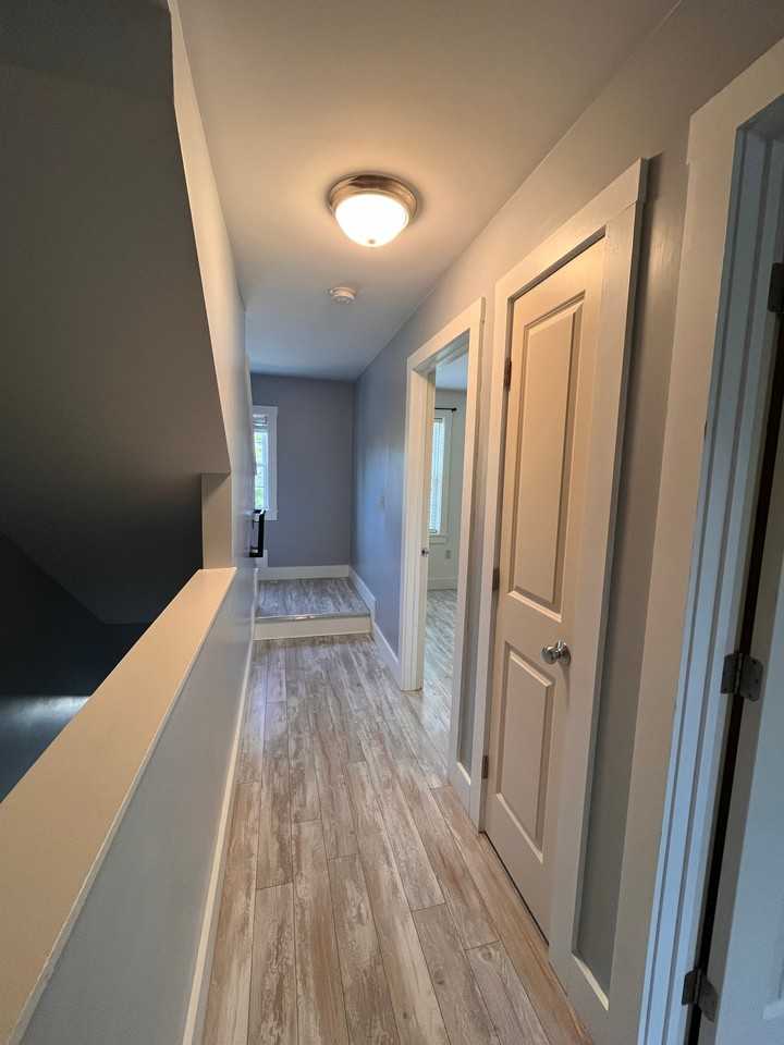 20 Bridgham St - Photo 6 of 13