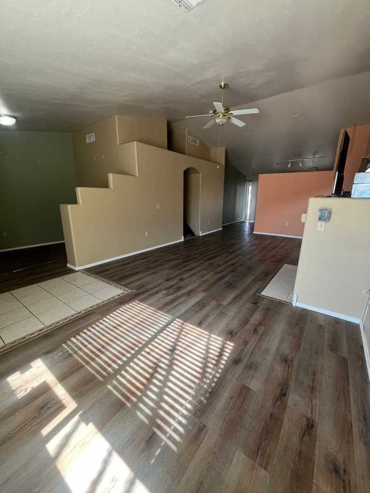 2878 N Mountain Creek Way - Photo 2 of 18