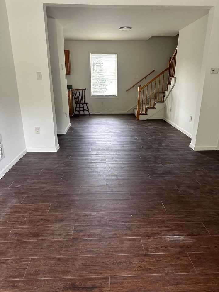 177 Sherman Ave Apt B - Photo 2 of 10