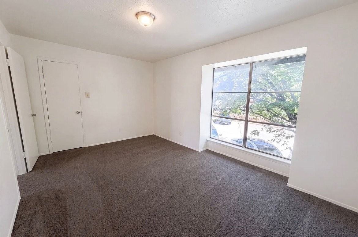 258 Rolling Hills Pl - Photo 7 of 10