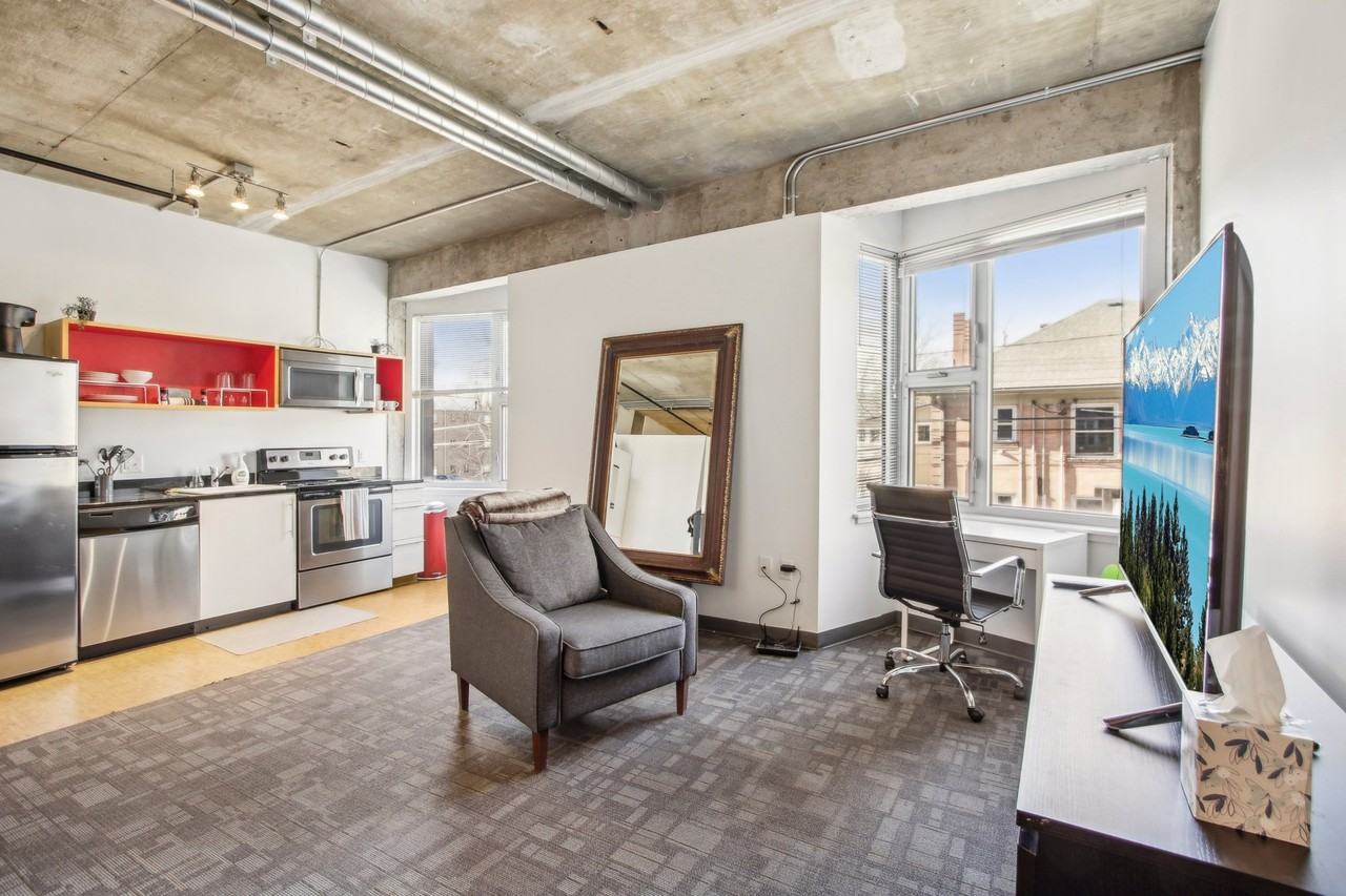 1899 Gaylord St #315 - Photo 3 of 12