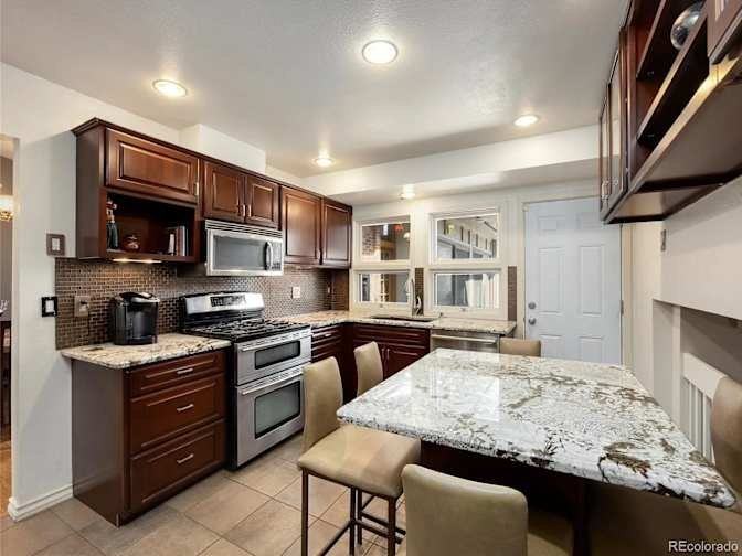 2474 S Nome St - Photo 6 of 9
