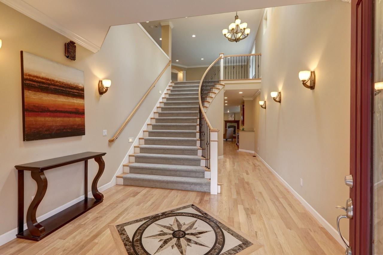 16308 Simonds Rd Ne - Photo 3 of 20